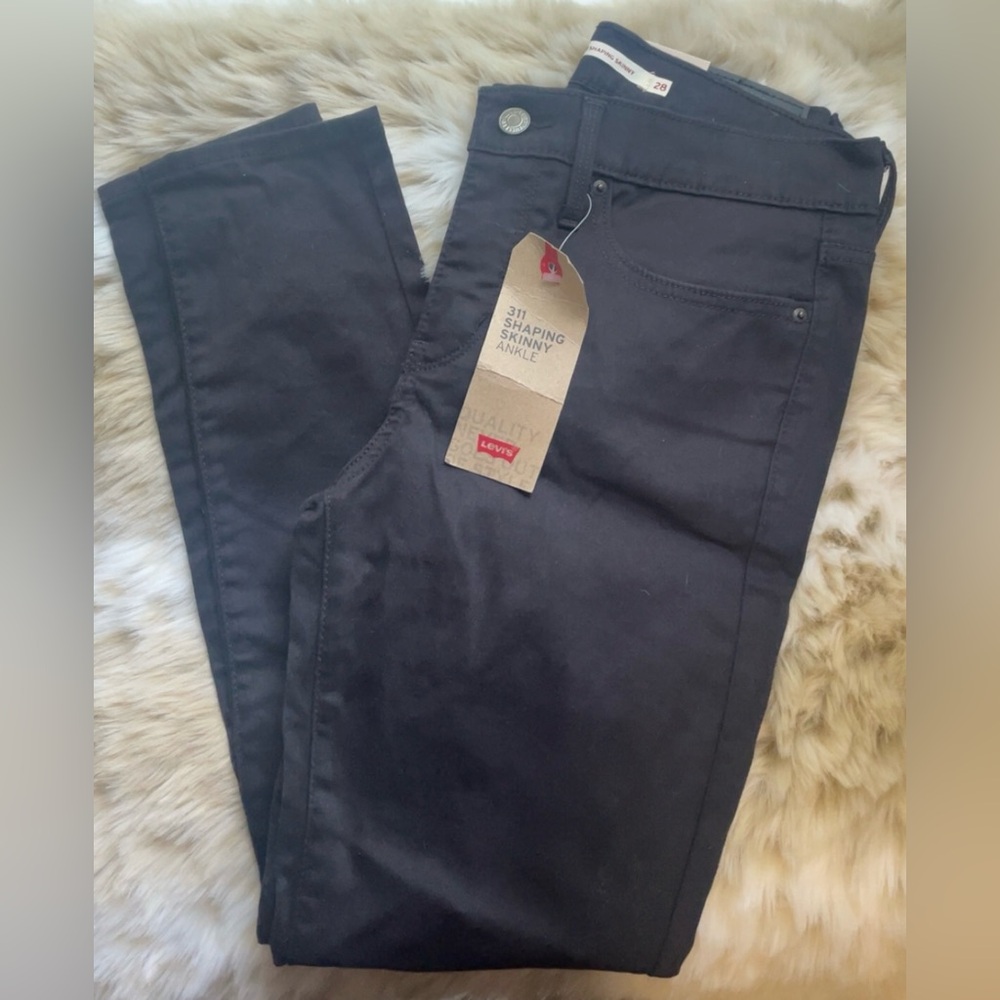 Levi’s 311 Shaping Skinny Ankle Jeans
